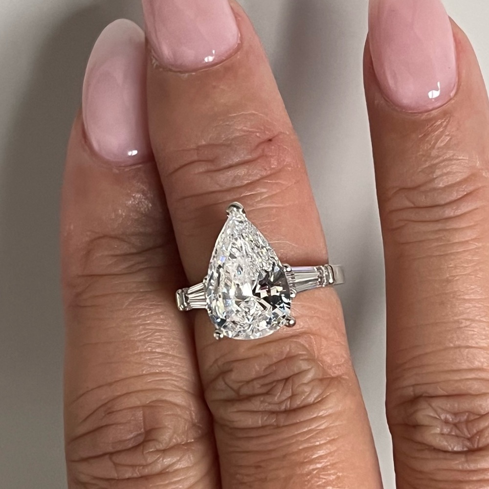 4.15 ct engagement or promise ring solid 14 k white gold
